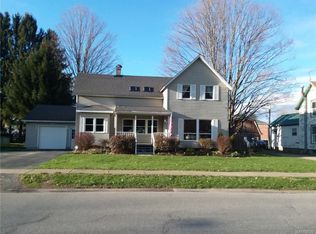 38 Maple Ave, Springville, NY 14141