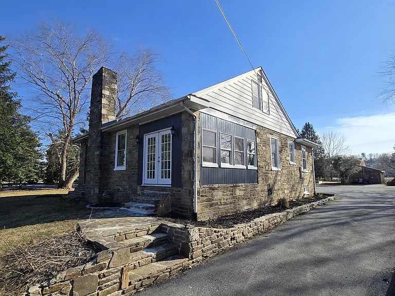 120 W Street Rd — Photo 13