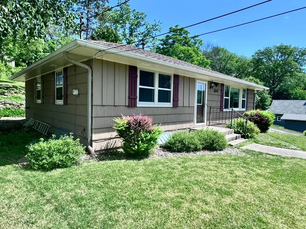 604 Hawthorn St, Red Wing, MN 55066