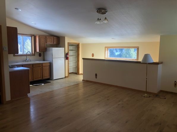 45 Earth Angel Rd #1
