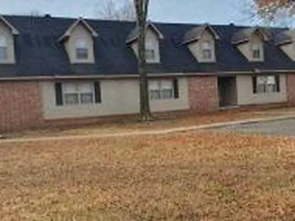 501-505 W 15th St, Russellville, AR 72801