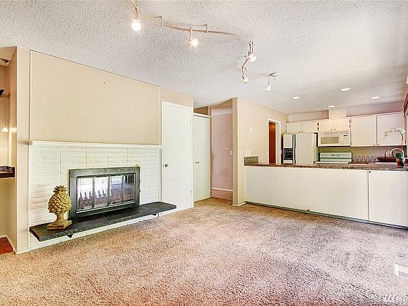 2nd image of 5420 25th Ave NW