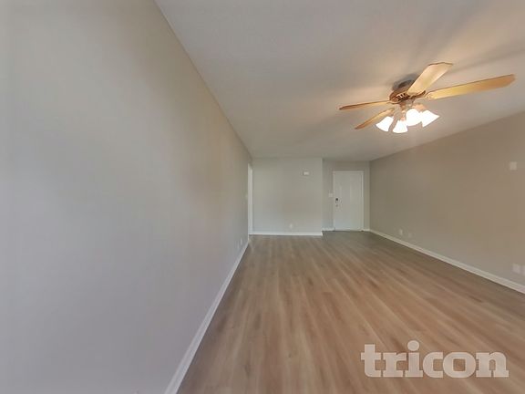 3rd image of 421 Faulkner Dr
