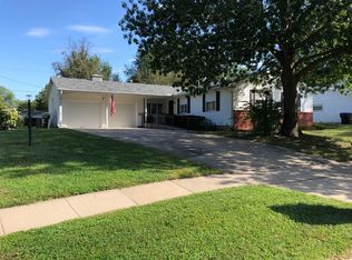 3024 SW College Ave, Topeka, KS 66611