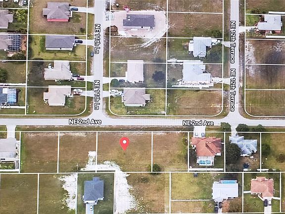 2nd image of 1131 NE 2nd Ave