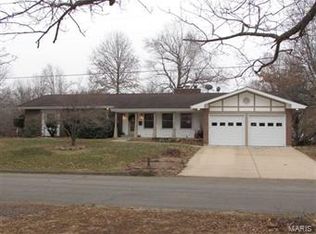 1124 W Ozark St, Houston, MO 65483