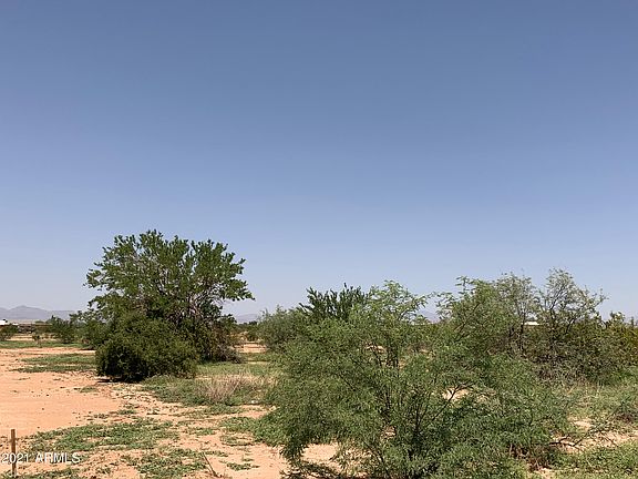 4th image of 0 N Beggar's Canyon Drive #-