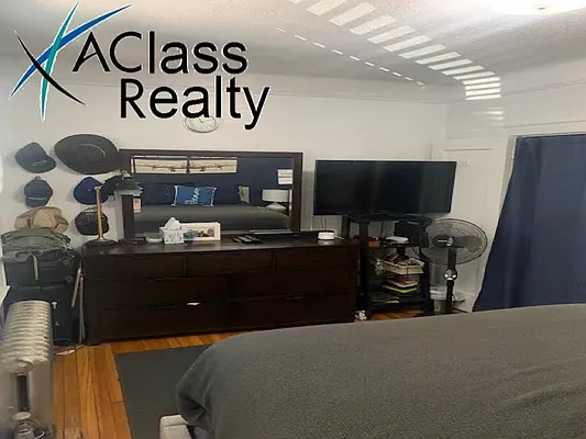 Rented by A Class Realty Corp | media 7