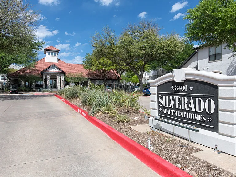 Silverado — Photo 27