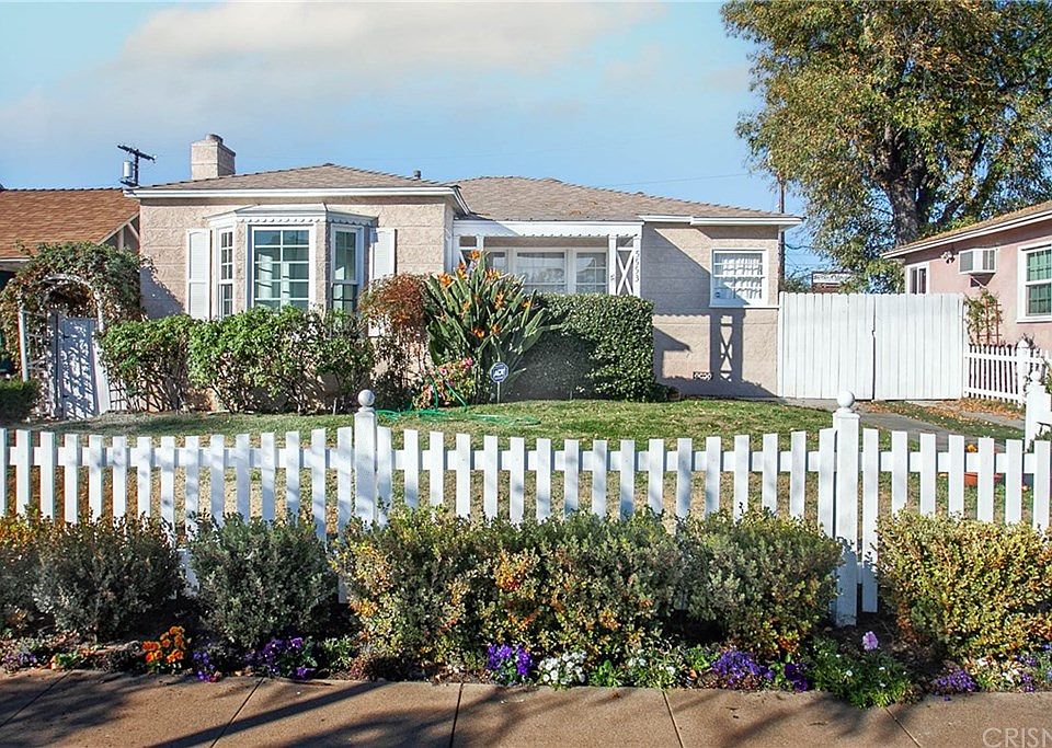 1st image of 5553 Auckland Ave