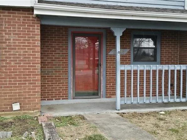 2741 Brookshire Ln, Miamisburg, OH 45342