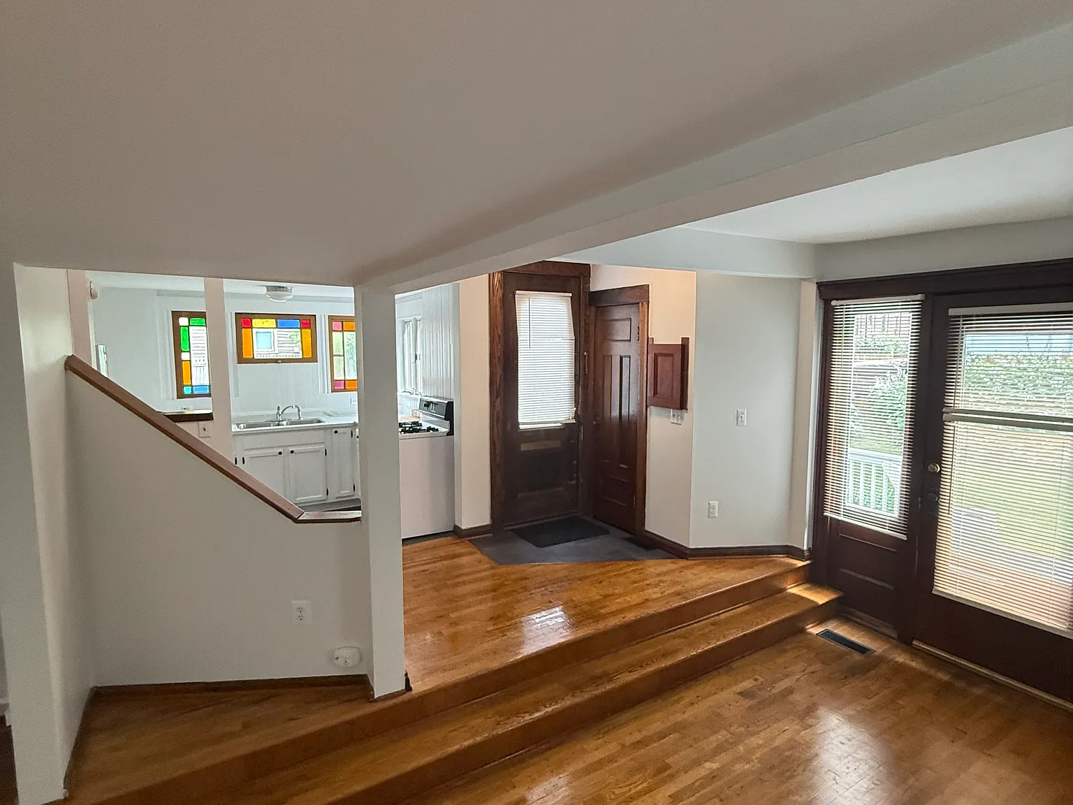 39 Hamilton St — Photo 3