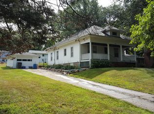 308 N Fairview St, Exira, IA 50076