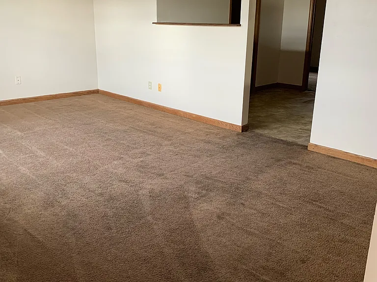 1050 Plaza Ct S #23 — Photo 3