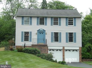 13767 Cabells Mill Dr, Centreville, VA 20120