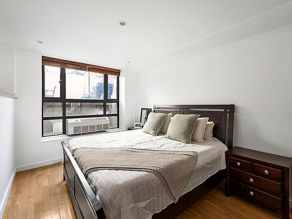 5th image of 715 Prospect Pl #1B
