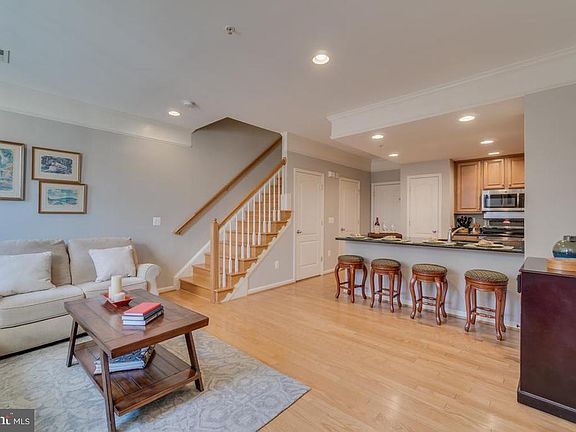 Light and bright main level!