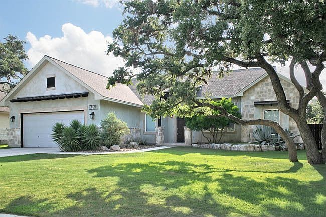1st image of 221 English Oaks Cir