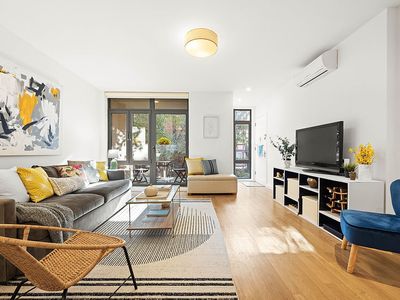 561 11th St APT 2, Brooklyn, NY, 11215