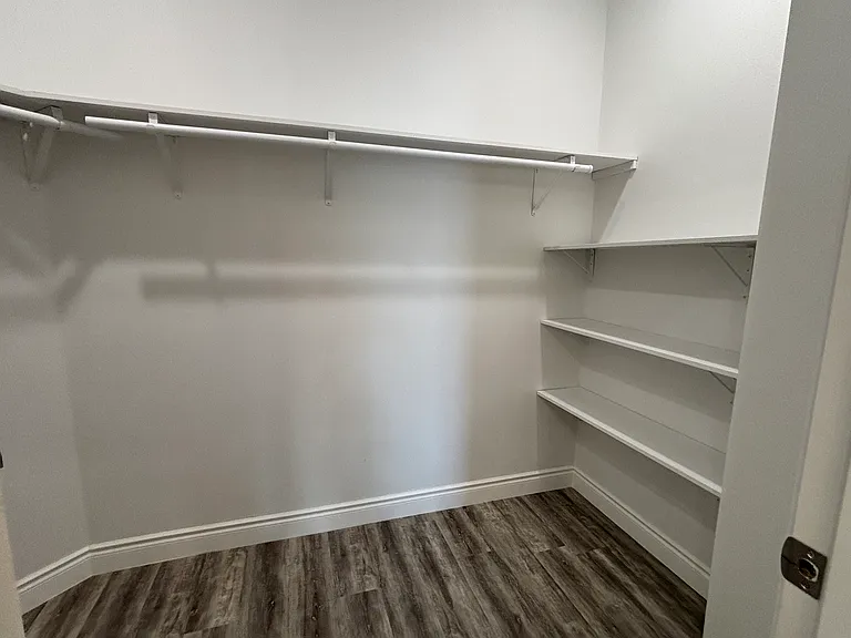 2049 Greenbriar Ter #2049 — Photo 33