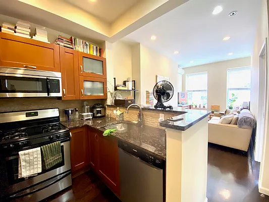 Rented by Corcoran | media 5