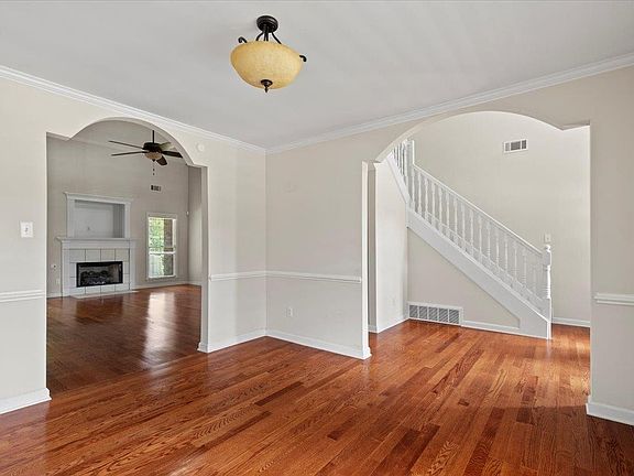 4th image of 1728 Turtle Hill Dr