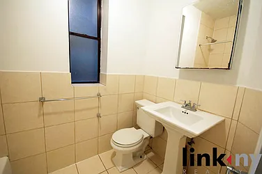 Rented by Link NY Realty