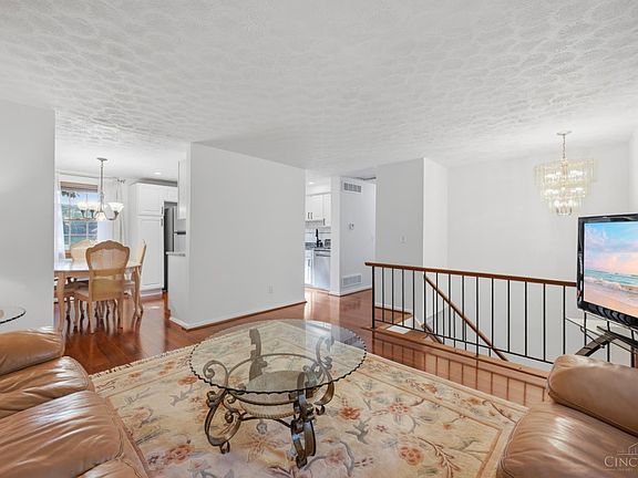 5th image of 904 Beechmeadow Ln
