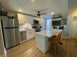 1158 S 13th St #2, Philadelphia, PA 19147