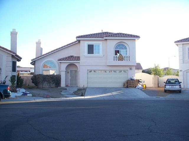 1st image of 1811 Silver Whisper Ave