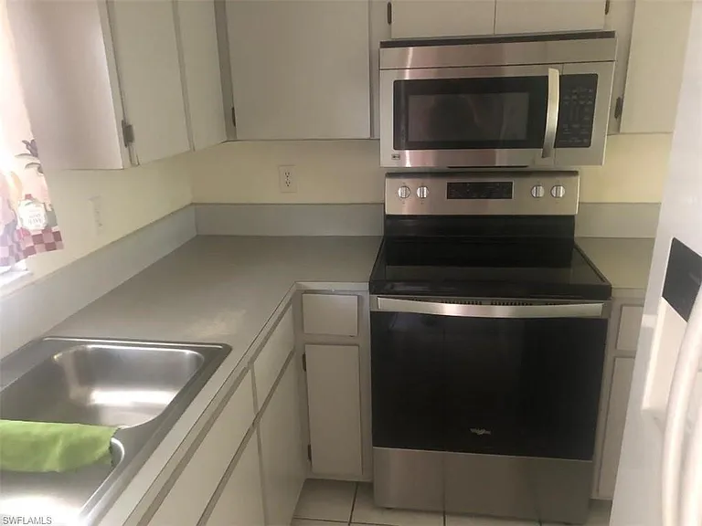 4751 25th Pl SW #C — Photo 7