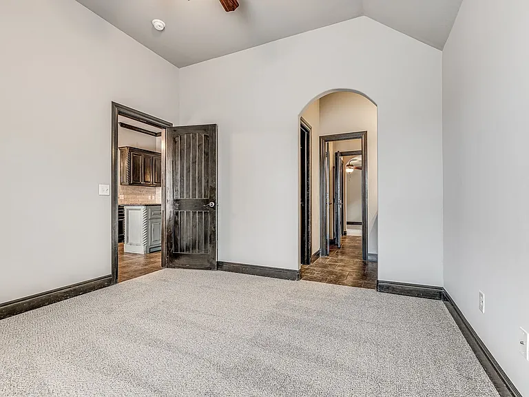 13609 Gentry Dr — Photo 19