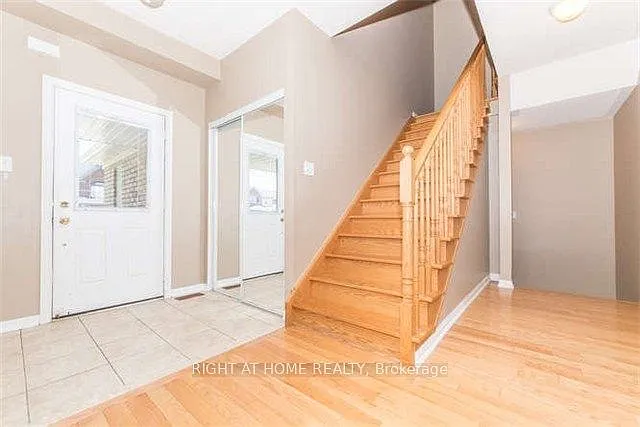 780 Ormond Dr — Photo 4