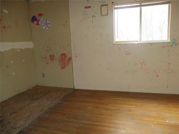 5th image of 3119 W Arrowhead Dr