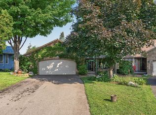 2062 28th Ave NW, New Brighton, MN 55112