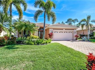 4820 Cerromar Dr, Naples, FL 34112