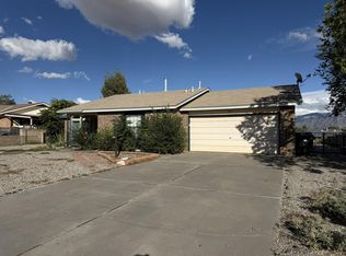 290 Asbury Rd NE, Rio Rancho, NM 87124