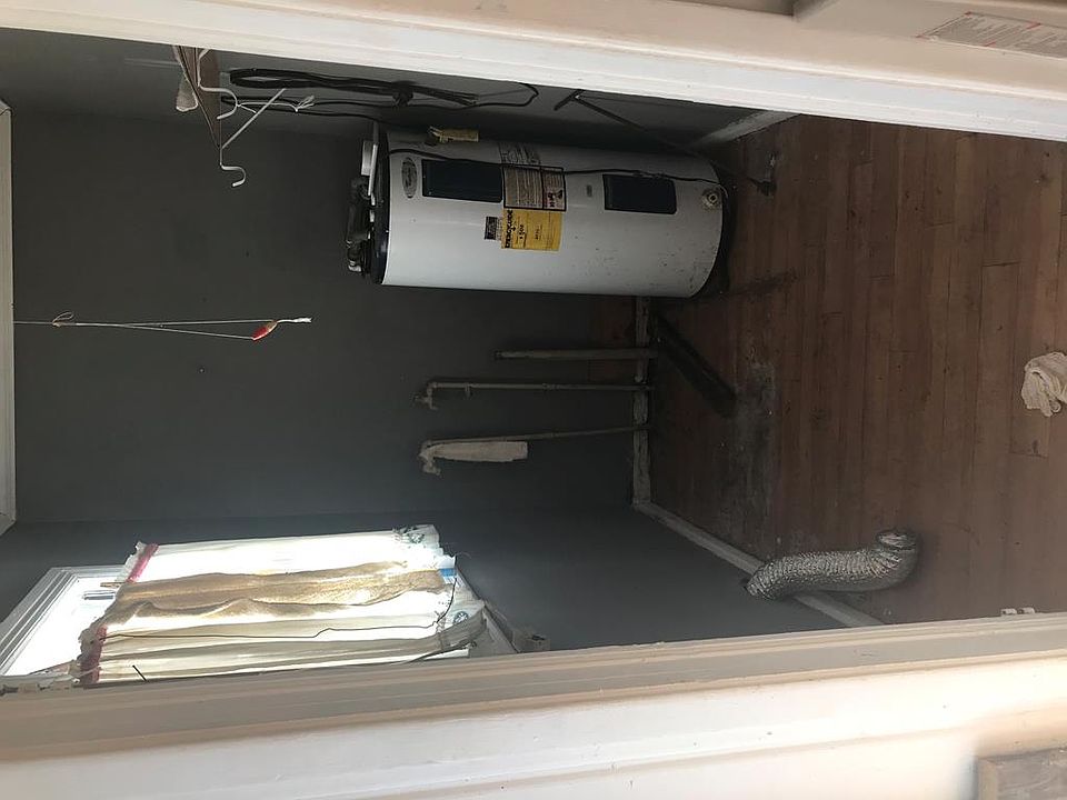 2nd image of 1734 S Alice St