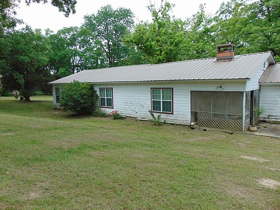 3rd image of 1404 County Road 331