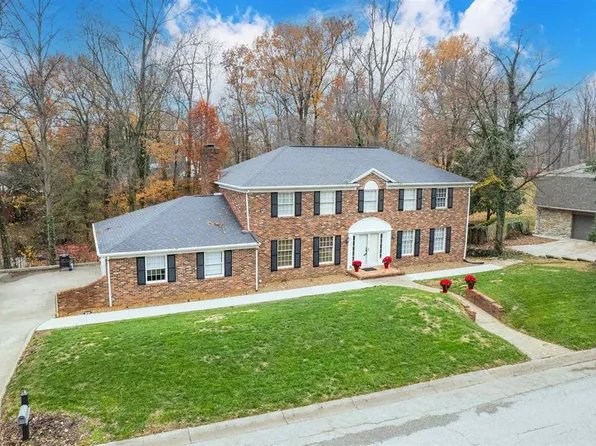 4130 Hunting Creek Dr, Owensboro, KY 42303
