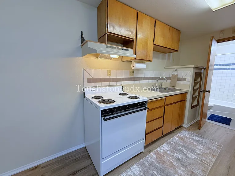 3224 SE Floss St — Photo 6