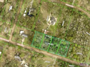 17 Heltemes Ln, Lacombe, LA 70445