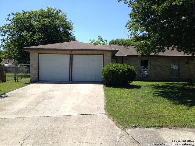 1st image of 2811 James Webb Dr