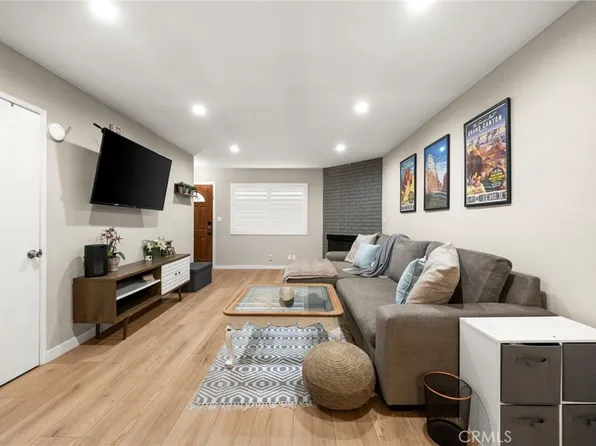 2452 Chelsea Pl APT M, Santa Monica, CA 90404