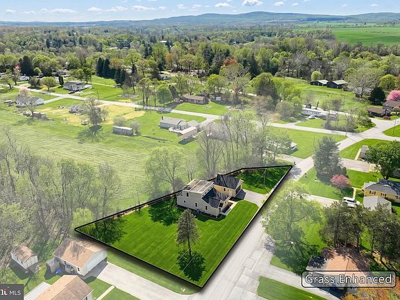 5th image of 140 Boundary Ave