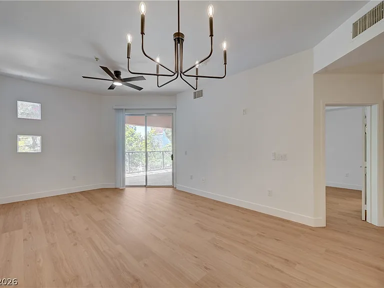 55 E Agate Ave #304 — Photo 5
