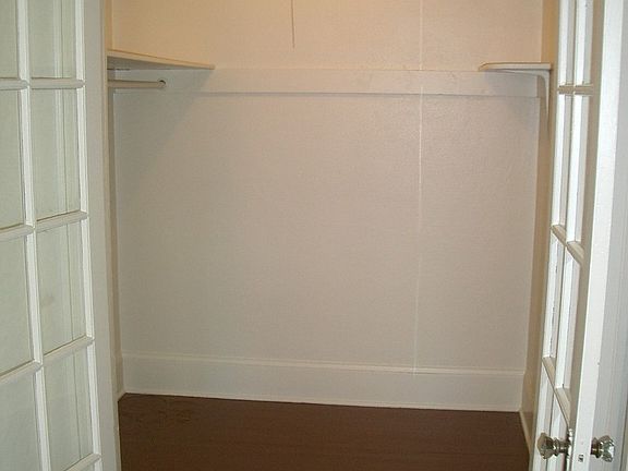 5th image of 834 SW 15th Ave #32