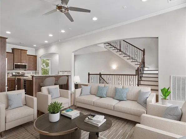 1618 Parker St, Houston, TX 77007