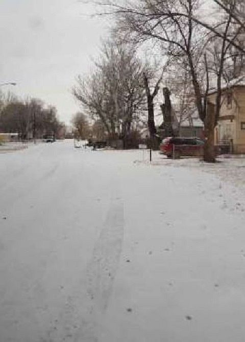 2nd image of 1308 N Custer Ave