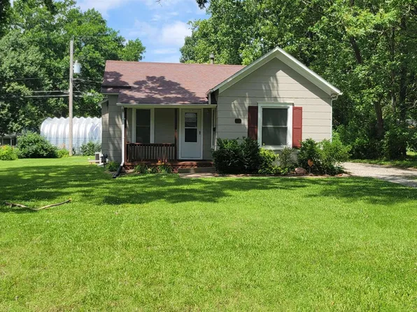 1933 SW High Ave, Topeka, KS 66604